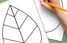 Free Leaf Templates &amp; Outlines: Tons Of Printables!! with regard to Leaf Writing Template With Lines Printable
