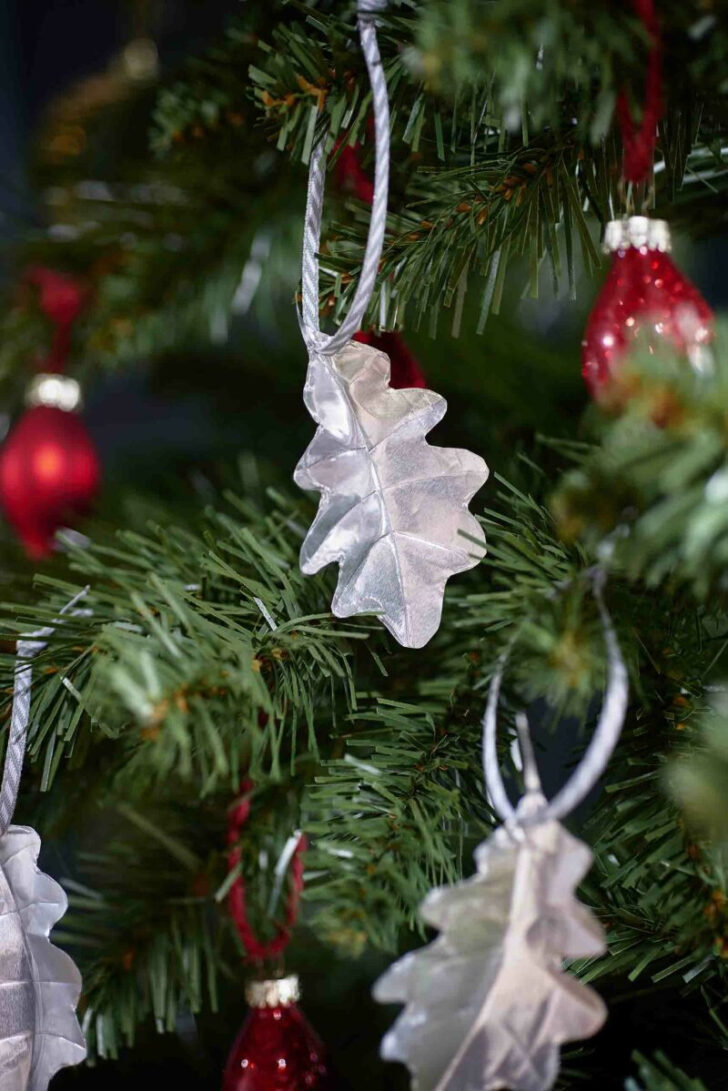 Christmas Ornaments Leaves