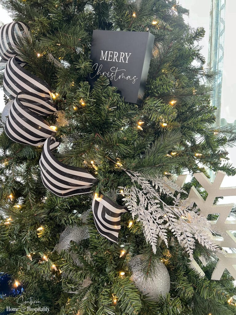 How To Decorate A Christmas Tree Like A Designer – Expert Tips within Christmas Tree Leaves Decor