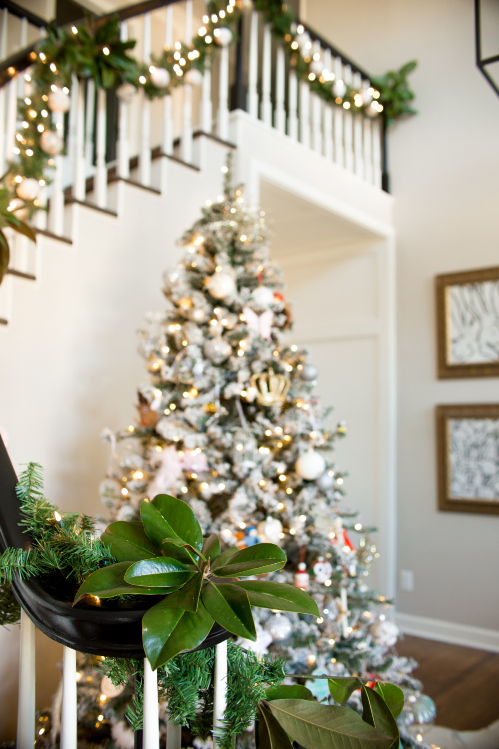 Magnolia Garland Diy pertaining to Christmas Tree With Magnolia Leaves